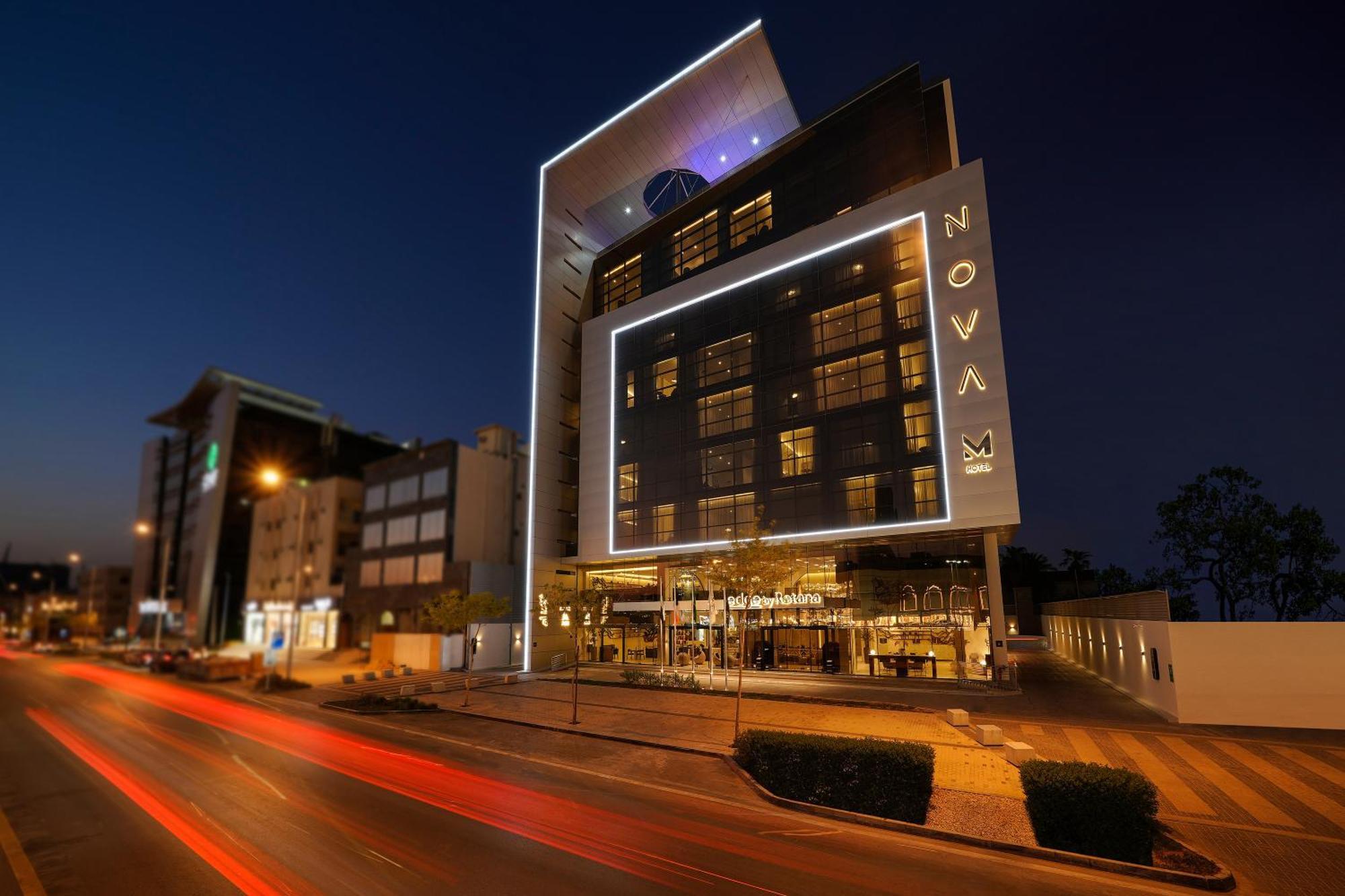 Nova M Hotel, Edge By Rotana Riad Exterior foto